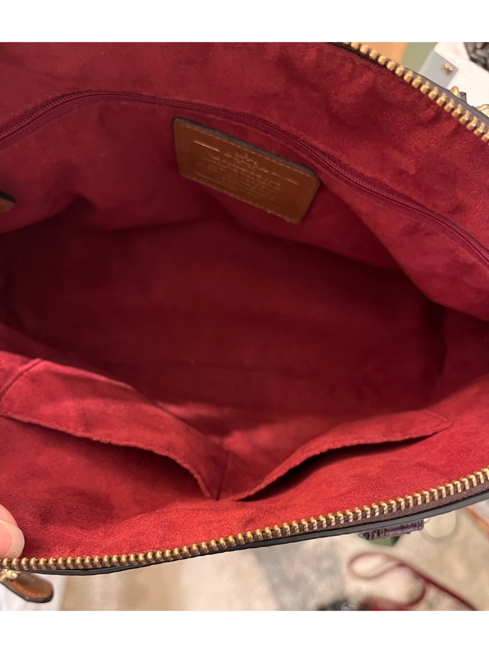 Coach Sierra Satchel Pebbled and Patent Leather in Oxblood Excellent Condition - Picture 11 of 12